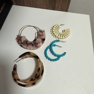 Francesca's Collections Multicolor and Turquoise Earrings Set